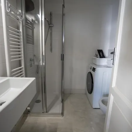 Bilocale Le Rondini Centralissimo Διαμέρισμα *